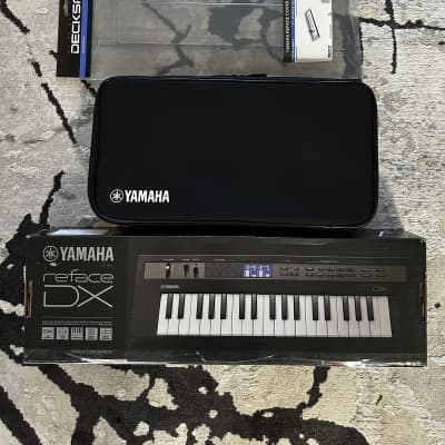 Yamaha REFACE DX FM Synthesizer combo! + Decksaver DSLE-PC-REFACE - Yamaha Reface Series Cover + Yamaha REFACE BAG Padded Soft Case 2023 - Black
