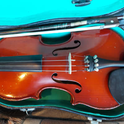 Vintage William Zeswitz  Model 2-E Sized 4/4 violin, Germany, with case and bow image 7