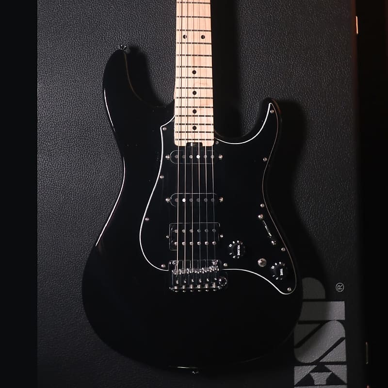 ESP Edwards E-SNAPPER-AS/M - Solid Black | Reverb UK