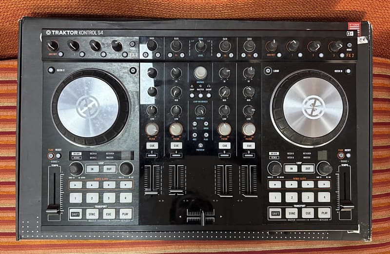 Native Instruments Traktor Kontrol S4 MK2 | Reverb