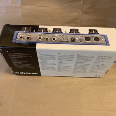TC Electronic Flashback X4 Delay & Looper 2011 - 2019 - Blue  Excellent condition in box with Original Power Supply image 16