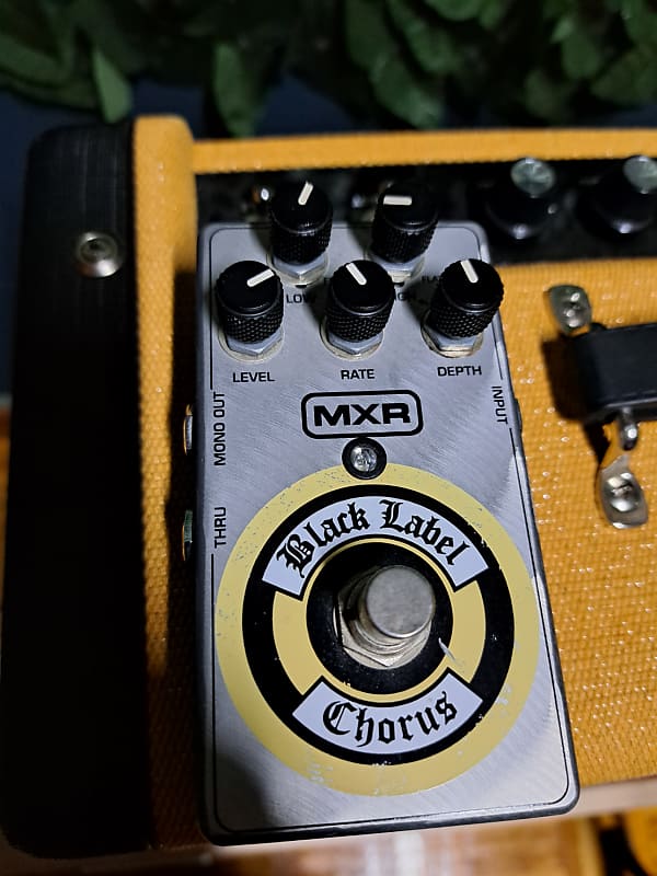 MXR ZW-38 Black Label Chorus