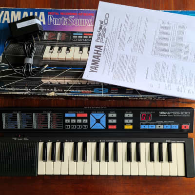 Yamaha  PSS-100 Square Wave Synthesizer with box, power supply