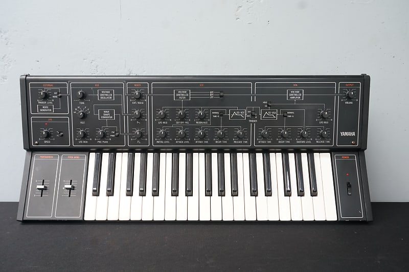 YAMAHA CS-10 VINTAGE SYNTHESIZER Musical Instruments Used