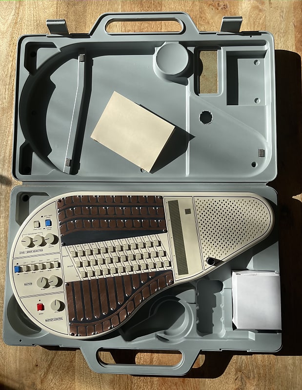 Suzuki Omnichord OM-36 | Reverb Canada