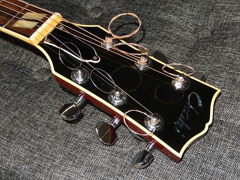 MADE IN JAPAN - CHAKI W50 1975 - MAGNIFICENT - GIBSON CLASS