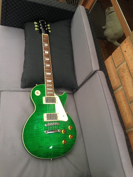 Epiphone Les Paul グリーン Amazon | Epiphone/Inspired by Gibson Les Paul Standard 50s