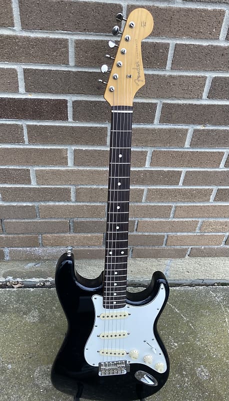 完璧わいふによる 大幅値下げ！Fender ギター 純正USA