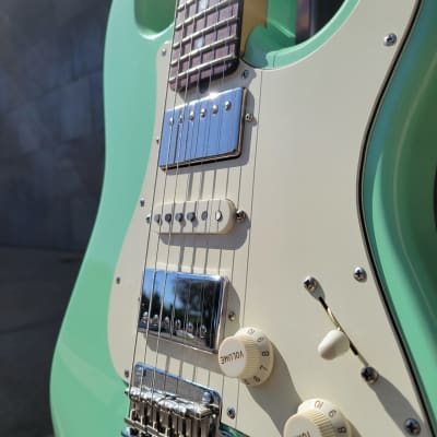 Used Carruthers Custom S6 Seafoam Green with Case image 6