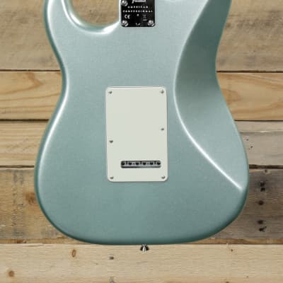 Fender  American Professional II Stratocaster Electric Guitar Mystic Surf Green w/ Case & Maple Fretboard image 3