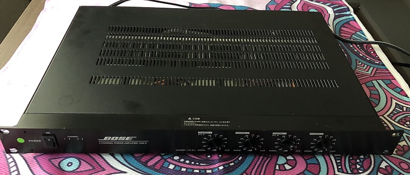 Bose 4 Channel power amplifier 1200 VI 2001 Black