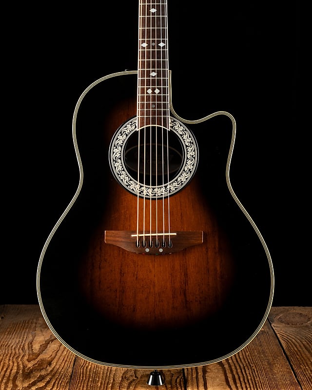 Ovation CC-168 Celebrity - Brown Burst