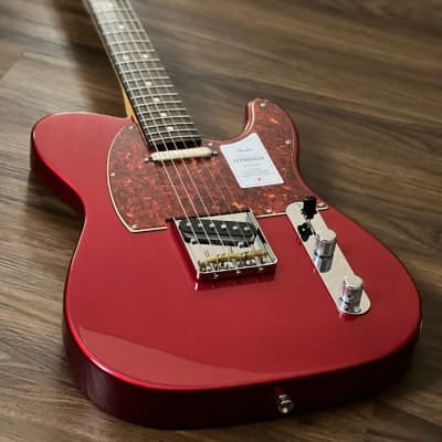 Fender Japan Hybrid II Telecaster with RW FB in Candy Apple