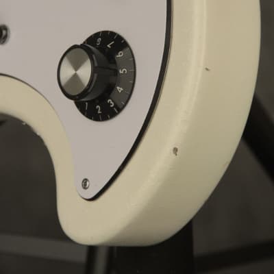 1970's Ovation BREADWINNER White with very early features image 9