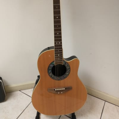 Ultra Series by Ovation Model 1528 Acoustic/Electric Shallow Back