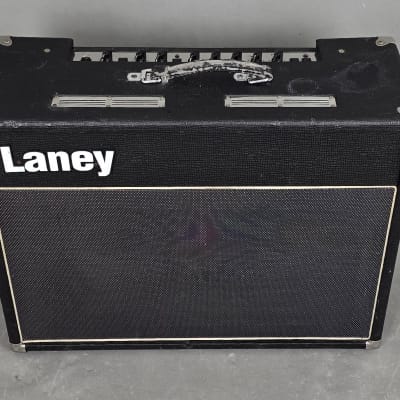 Laney VC30-212 30-Watt 2x12