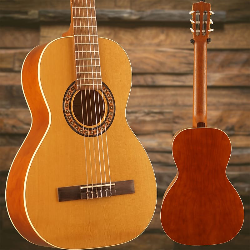 La Patrie Motif SF Classical Guitar Used Reverb