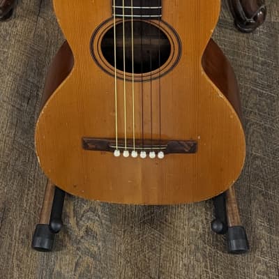Baystate Parlor  Circa 1891 - Natural plus a very nice Hard Case! Play Now & Pay Later Offer for sale