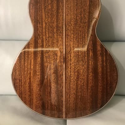 Immagine Hsienmo 38' S50  Solid German Spruce Top Solid African Mahogany back&sides with hardcase - 2