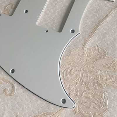 Pick US Mustang With PAF Humbucker Pickup Guitar Pickguard Scratch Plate,3 Ply Mint Green image 4