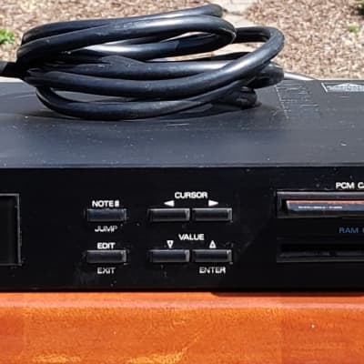 Vintage Roland R-8M Total Percussion Sound Module Drum Machine Made in Japan MIJ w/ Sound Card