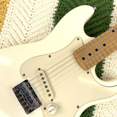 Hondo S-Style 1/2 Size Guitar - 1990s - Rare - Excellent Player image 8