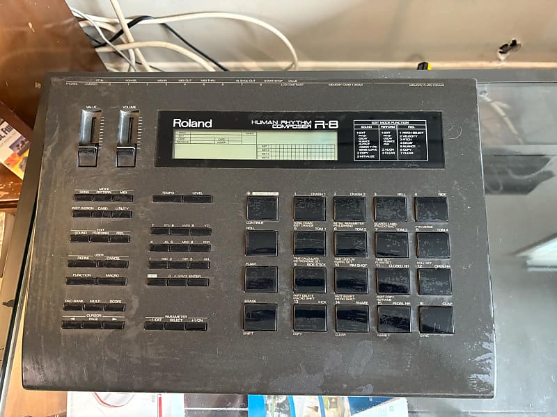 Roland R-8 MKII Human Rhythm Composer | Reverb Canada