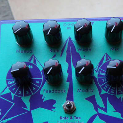 EarthQuaker Devices "Pyramids Stereo Flanging Device" imagen 13