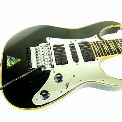 Ibanez UNIVERSE UV777P BK 1997 Black Steve Vai fujigen Made