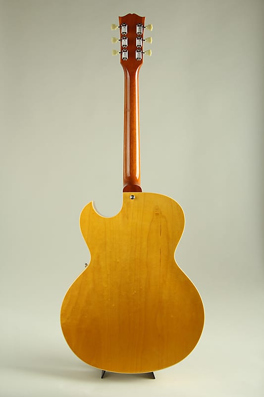 Archtop Tribute Custom ATC175 Classic