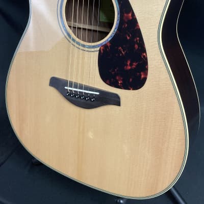 Yamaha FG830 Solid Top Dreadnought Acoustic Guitar Gloss Natural image 4