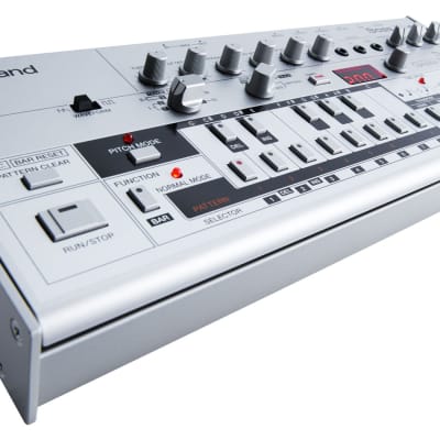 Roland TB-03 Bass Line Synthesizer image 4
