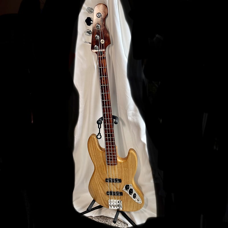 Edwards Guitars Jazz Bass 4-String Fender Ultra Noiseless Vintage Jazz Bass  IV pickups installed