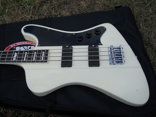 ベース ESP PPJ-WHITE Yossy ESP】LOUDNESS JAPAN TOUR 19に合わせて、1988年のJEALOUSY TOUR