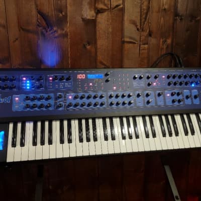 Dave Smith Instruments Poly Evolver PE 61-Key 4-Voice Polyphonic Synthesizer 2010 - 2013 - Blue with Wood Sides