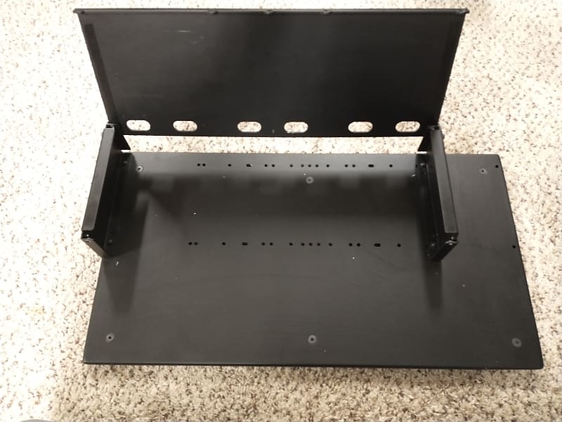 Vertex Tour Compact Pedalboard 26