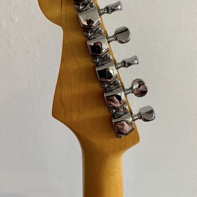 Squier Wayne's World Excalibur Stratocaster Electric Guitar 1992 Artic White image 4