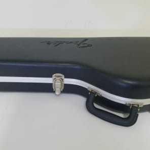 Fender clearance chainsaw case