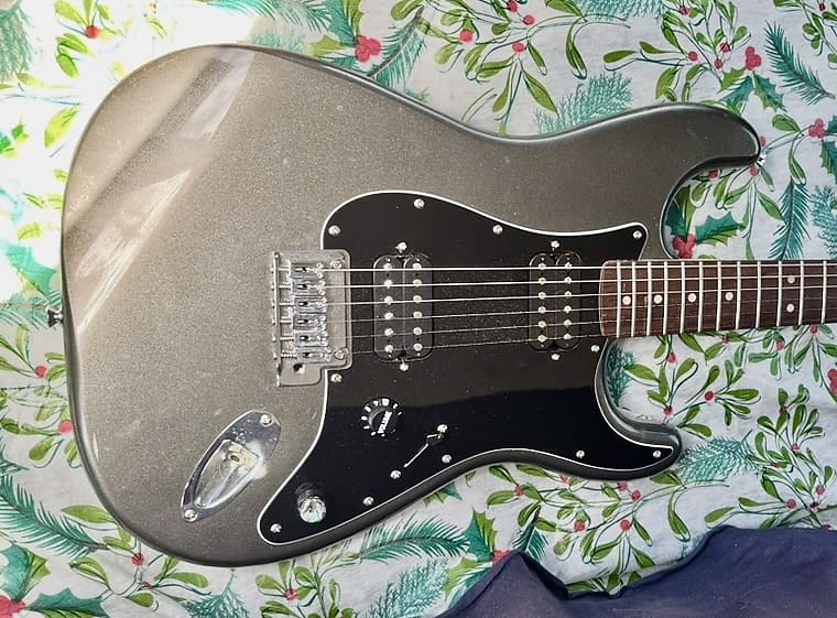 Squier Affinity Stratocaster HH | Reverb