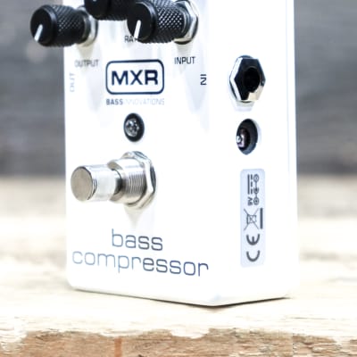 MXR M87 Bass Compressor Classic Studio Transparent Compressor Bass Effect Pedal image 2