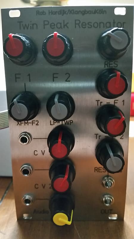 Klangbau Köln Twin Peak Resonator - Eurorack Module on