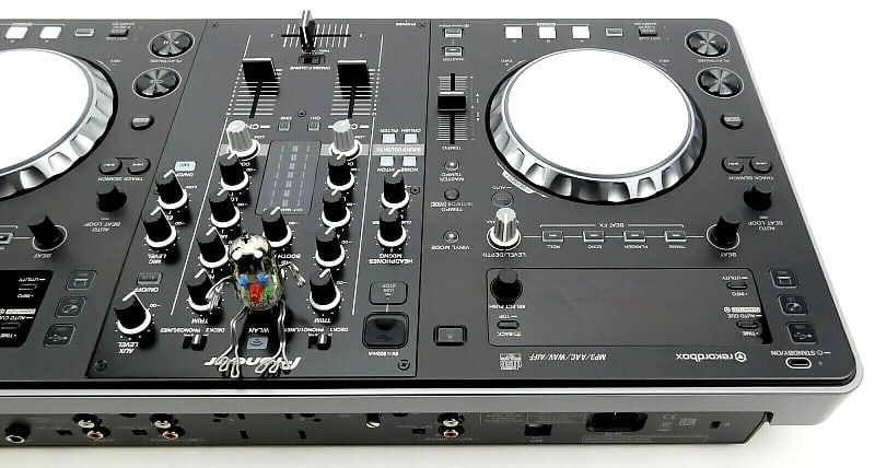 Pioneer XDJ-R1 DJ Controller CD USB W-Lan Mixer + Neuwertig + 1Jahr Garantie
