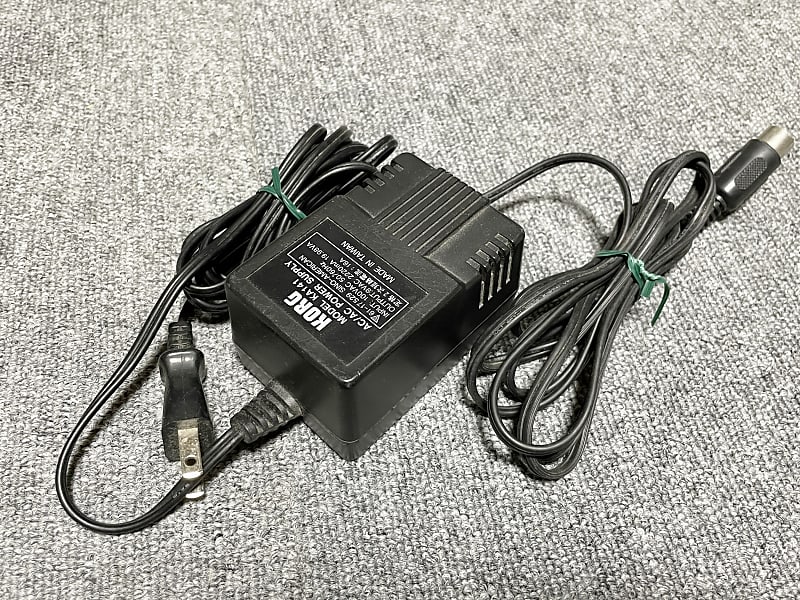 KORG AM8000R マルチエフェクトプロセッサー エフェクター KORG AM8000R デジタルエフェクトプロセッサー - メルカリ