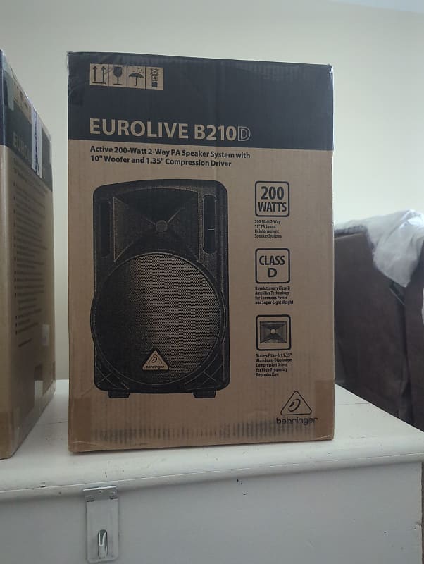 Behringer Eurolive B210D 200-Watt 2-Way 10" Powered Speaker 2012 - Present - Black image 1