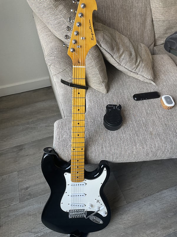 Spectrum Stratocaster Black/White | Reverb