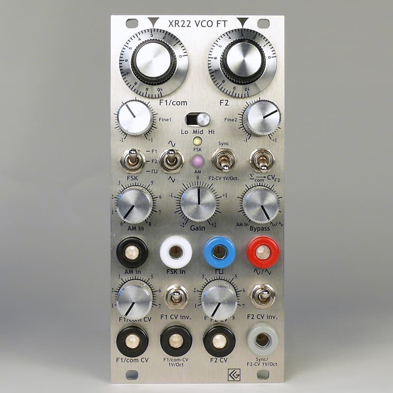 XR22 VCO FT - with amplitude modulation and FSK - banana version Klassik image 1
