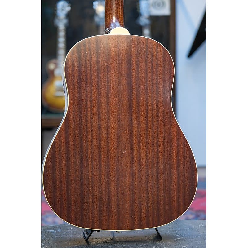 Epiphone Masterbilt AJ-45ME Dreadnought Epiphone Masterbilt AJ-45ME Dreadnought