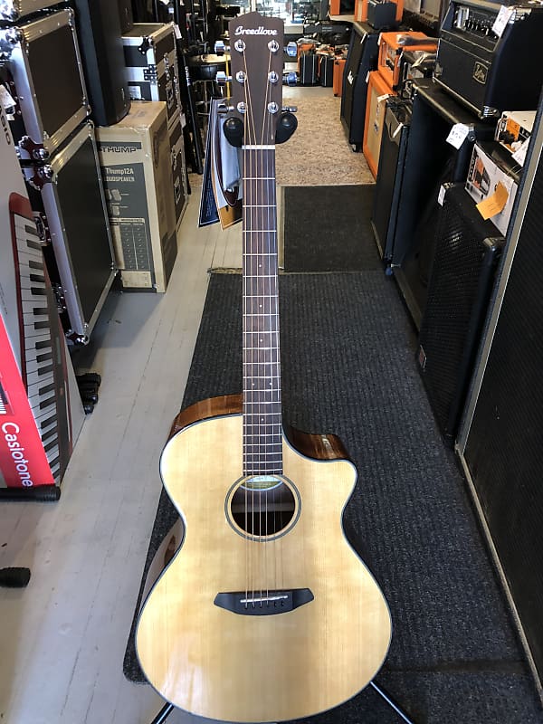Breedlove Discovery Concerto CE 2010s Natural image 1