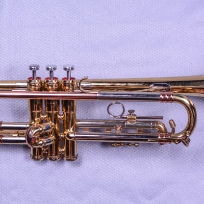 Getzen Deluxe Trumpet image 1