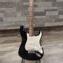 Fender Standard Stratocaster MIM 2011 Gloss Ebony